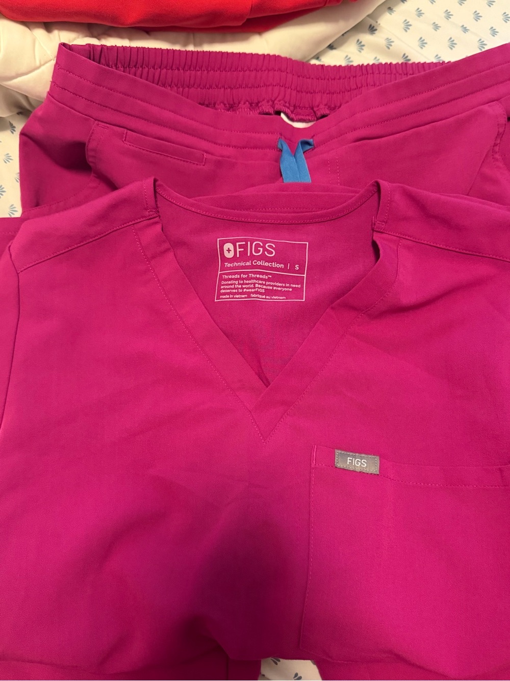 Womens Figs Set Size Small Fuchsia Color